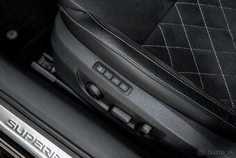 Superb Sedan SPORTLINE 2.0TDI DSG 4x4 - 13