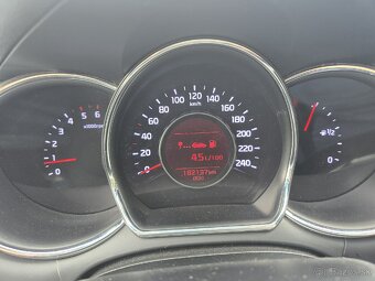 Predám Kia Ceed SW 1.6 CRDI R.v.2015 kup. SK - 13