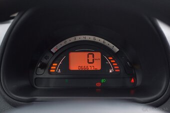 Citroen C3 1.4i - ideálny darček pod stromček pre prvošoféra - 13