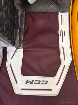 CCM AXIS XF PRO brankársky set - 13