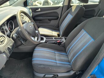 Ford Focus Kombi - 13