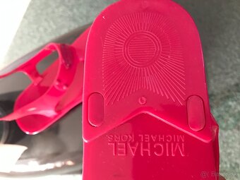 MICHAEL KORS originál fuksia damske sandálky 38 - 13