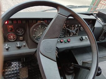 Tatra 815 CAS 32 - 13