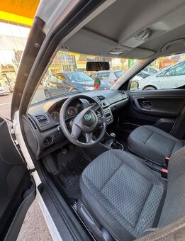 Škoda Roomster - 13