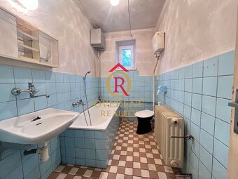 Na predaj rodinný dom - Lovinobaňa, Sadová ulica D342ZL - 13