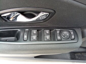 RENAULT MÉGANE 1.5 Dci r.v 2015 - 13