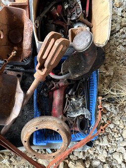 Predám 2x traktor McCormick 439, 40koni - 13