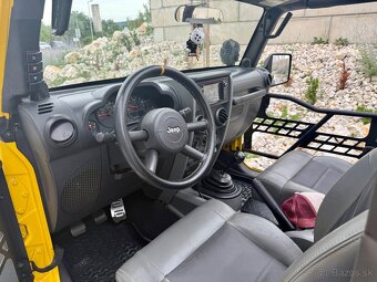 JEEP WRANGLER 3.8l - 2 DOOR YELLOW - Možná výmena - 13
