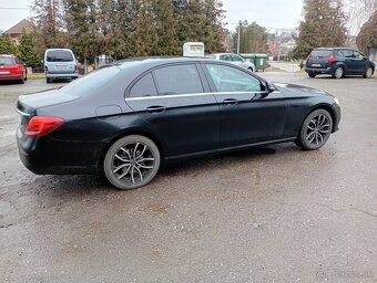 Predám Mercedes E220 ročník 2017 w213 - 13