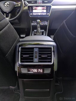 Škoda Superb Combi 2.0 TDi Facelift - 13