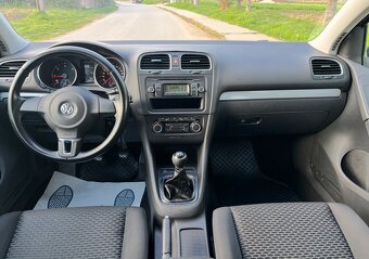 VOLKSWAGEN GOLF 2.0 TDI TRENDLINE - 13