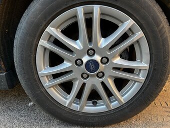 Ford C-Max 1,6 TDCI 85KW Titanium - 13