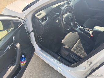 Vymenim Octavia RS 2.0 TDi DSG 4x4 Panorama 2018 - 13