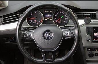 Volkswagen Passat Variant 2.0 TDI - 13