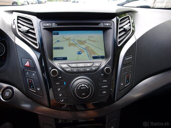 Hyundai i40 CW 1.7 CRDi 136k Premium Automat - 13