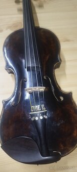 Husle 4/4 - 13