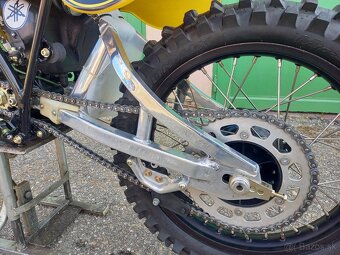Yamaha YZ 465 Cantilever motokros - 13