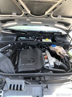 Audi A4 8E - 13