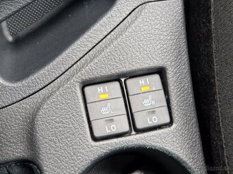 Toyota Auris 1.8 I VVT-i HybridSD Style - 13