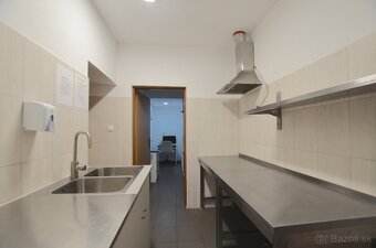 Na predaj podnikateľský objekt v Tekovských Lužanoch - 13