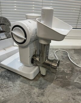 Bosch mum 4880/05 kuchynský robot 600w - 13