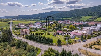 PREDAJ, Stavebný pozemok Koškovce, 12 min od HE - 13