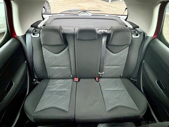 Peugeot 308 1.6 HDi FAP Confort Pack M6 - 13