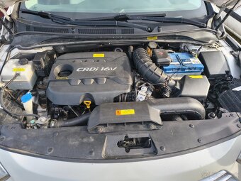 Hyundai i40 CW 1.7 CRDi Business A/T - 13