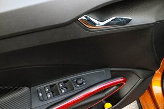 Škoda Fabia 1.0 TSI Monte Carlo DSG - 13