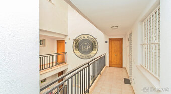 Apartmán 2+kk s bazénom Torrevieja-La Mata, Španielsko - 13