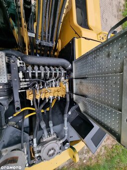Pásové rýpadlo Caterpillar M317F 19 tonové s naklápacou a sk - 13
