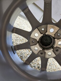 Prakticky nové, originálne disky BMW - 5x120 r16 - 13