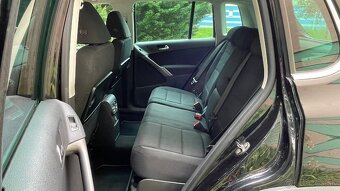 Volkswagen Tiguan 2.0 TDi R-LINE SPORT 4-Motion - 13