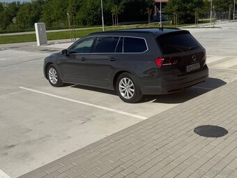 Volkswagen Passat - 13
