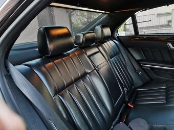 Mercedes E500 - 13