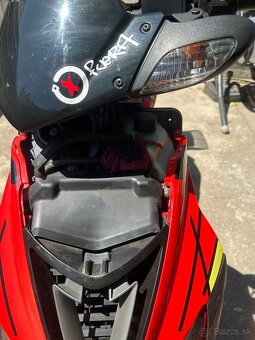 APRILIA SR50 - 13