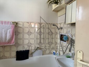 🏡 Na predaj veľkometrážny byt s balkónom - Nováky - 13