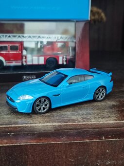 Modely áut Porsche, Jaguár - 13