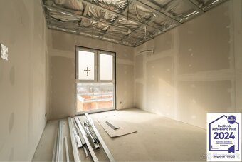 Novostavba nízkoenergetického rodinného dvojdomu, Moldava na - 13