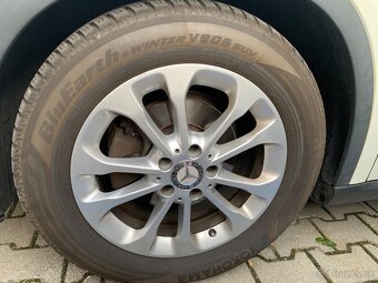 Mercedes GLA 200d - 13