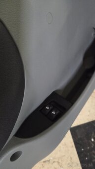 Renault Kangoo 1.2 benzín - 13