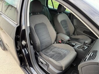 Volkswagen Golf VII 1.4 TSI DSG - 13