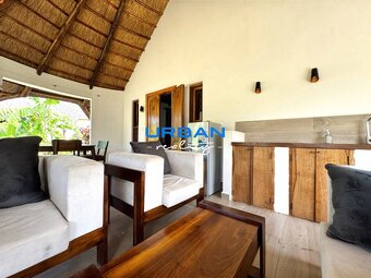 NA PREDAJ ROZPRÁVKOVÝ  BUNGALOW  NA ZANZIBARE - 13