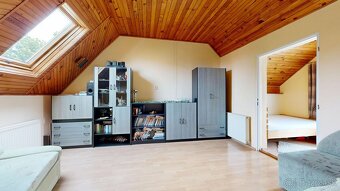 NA PREDAJ TEHLOVÝ RODINNÝ DOM V OBCI CÍFER - 13