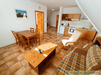 Veľká chata s dvoma apartmánmi v centre Donovál - 13