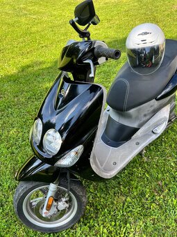 Skúter Yamaha Neos 50 4T čierny - 13