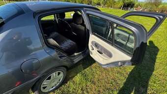 Pozorrrr Znížená cena Renault Thalia 1.4( Clio) - 13