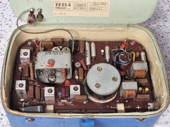 "T58" Tesla T 2800 ☆ starožitné kabelkové radio - 13