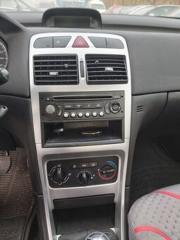 Peugeot 307 1.6 HDi XR - 13