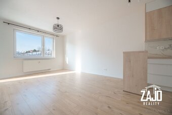 SVETLÝ 2 IZBOVÝ BYT S BALKÓNOM A PARK. MIESTOM – TRENČÍN - 13
